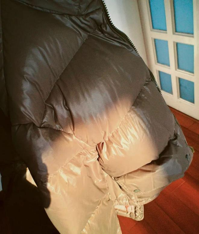 们个个杏林圣手心灵手巧具象化了！AG真人中国论给羽绒服续命妈妈(图22)